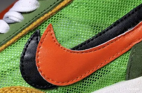 Nike BV0073-300 LD sacai Green Gusto  Waffle 0604